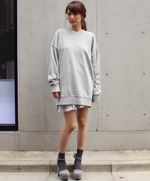 MICOAMERI(ミコアメリ)の「ビッグシルエットバックチュールスウェットシャツ(Tシャツ/カットソー・レディース・ホワイト/ブラック/グレー・FREE)」の7枚目の写真