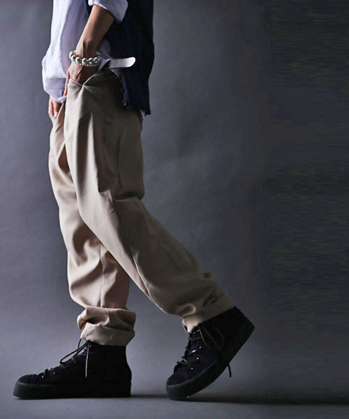 antiqua(アンティカ)の「シンプルデザインパンツ(その他パンツ・レディース・ブラック/カーキ/ベージュ/グレー・M)」の12枚目の写真