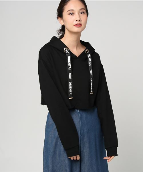 onespo（ワンスポ）の「ロゴテープクロップドパーカー（パーカー・レディース・ホワイト/ブラック・M）」の9枚目の写真