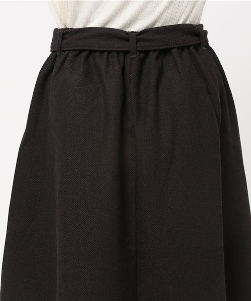 MERLOT（メルロー）の「ヘリンボーンアシメタックフレアスカート660-7527（スカート・レディース・ホワイト/ブラウン/チャコールグレー・FREE）」の4枚目の写真