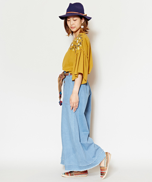 チャイハネ（チャイハネ）の「【チャイハネ】カットオフデニムワイドパンツ（その他パンツ・レディース・ダークブルー/ライトブルー・FREE）」の3枚目の写真