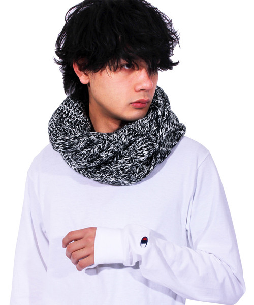 ８(eight)（エイト）の「MIXニット ケーブルニット スヌード ネックウォーマー（ネックウォーマー/スヌード・メンズ・ブラック/グレー・FREE）」の7枚目の写真