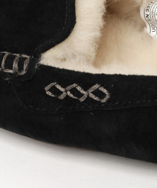 UGG（アグ）の「UGG/アグ　ANSLEY（モカシン/デッキシューズ・レディース・ブラック/ブラウン系その他/キャメル・MEDIUM/SMALL）」の8枚目の写真