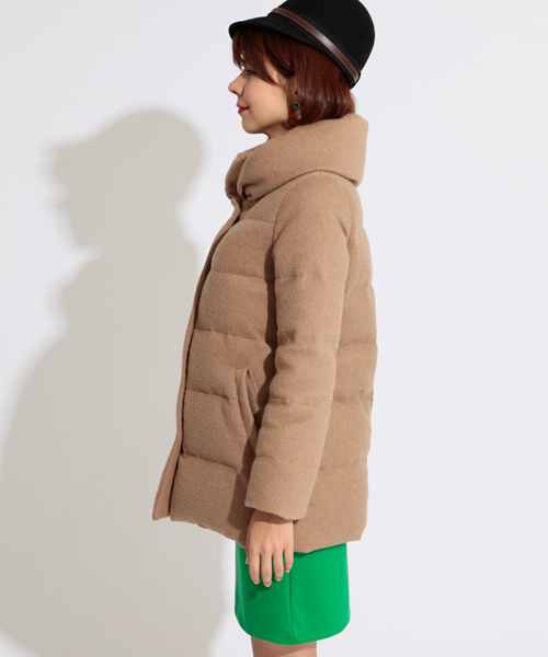 Ray BEAMS（レイビームス）の「□Ray BEAMS / ショールカラー ブークレダウン（ダウンジャケット/コート・レディース・ブラック/ベージュ系その他・0/1）」の6枚目の写真