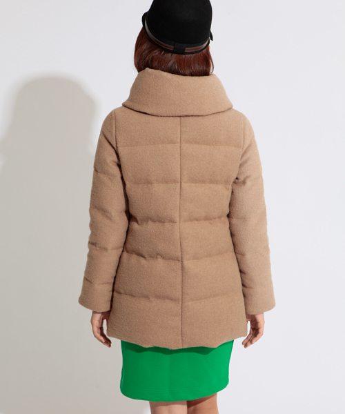 Ray BEAMS（レイビームス）の「□Ray BEAMS / ショールカラー ブークレダウン（ダウンジャケット/コート・レディース・ブラック/ベージュ系その他・0/1）」の7枚目の写真