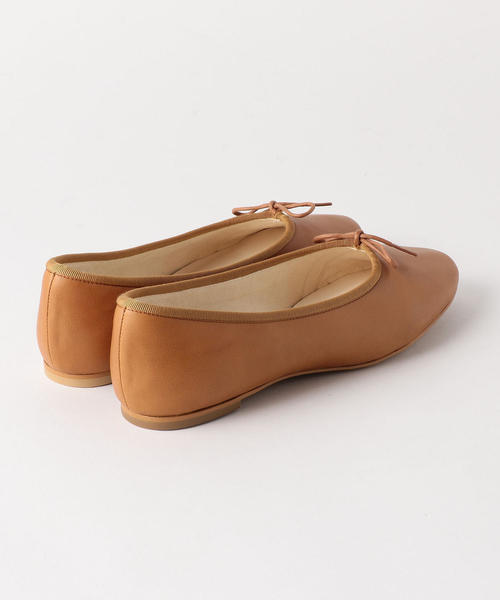 ODETTE E ODILE（オデットエオディール）の「OFD ディープバレリーナ FLT10↓↑（バレエシューズ・レディース・ベージュ/ホワイト/ダークブラウン/ブラック/シルバー/ゴールド・24cm/24.5cm/21.5cm/23cm/22cm/25cm/23.5cm/22.5cm）」の16枚目の写真