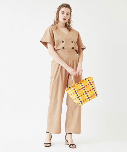 titivate（ティティベイト）の「Vﾈｯｸﾀﾞﾌﾞﾙﾎﾞﾀﾝｵｰﾙｲﾝﾜﾝ（つなぎ/オールインワン・レディース・ブラック/ベージュ/カーキ・S/M/L）」の6枚目の写真