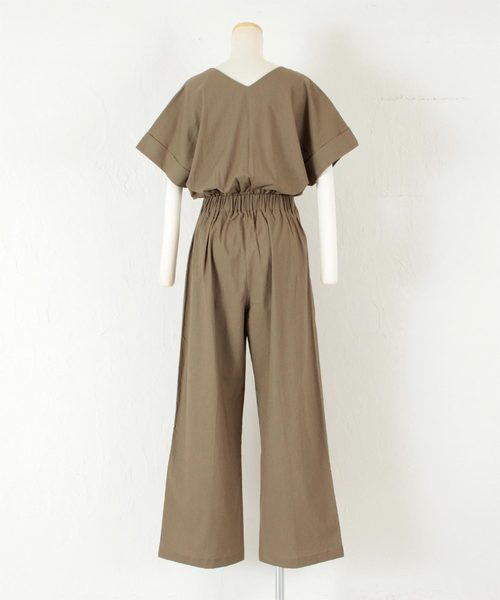 titivate（ティティベイト）の「Vﾈｯｸﾀﾞﾌﾞﾙﾎﾞﾀﾝｵｰﾙｲﾝﾜﾝ（つなぎ/オールインワン・レディース・ブラック/ベージュ/カーキ・S/M/L）」の10枚目の写真