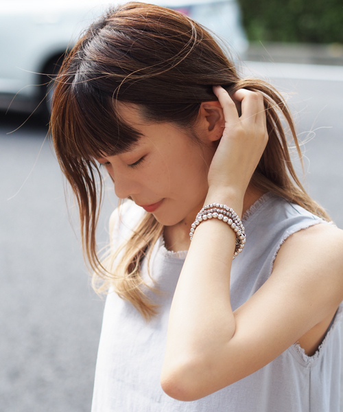 PHILIPPE AUDIBERT（フィリップ オーディベール）の「【WEB限定】PHILIPPE AUDIBERT（フィリップオーディベール） トリオブレスレット【EMMEL REFINES】（ブレスレット・レディース・シルバー・フリー）」の10枚目の写真