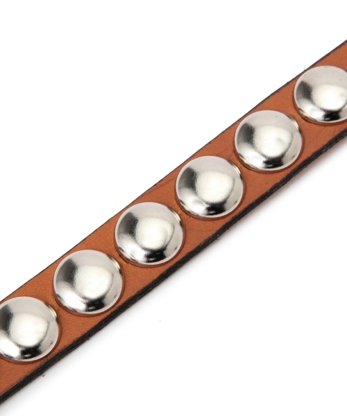 BEAMS BOY（ビームスボーイ）の「BRACKNEY LEATHER / スタッズベルト（ベルト・レディース・ライトブラウン/ブルー・ONE SIZE）」の6枚目の写真