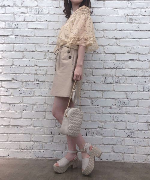 one after another NICE CLAUP(ワンアフターアナザーナイスクラップ)の「アソートオフショルブラウス(シャツ/ブラウス・レディース・ベージュ/ドット/チェック/ナチュラル・FREE)」の13枚目の写真