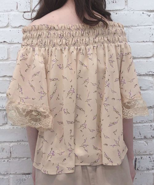 one after another NICE CLAUP(ワンアフターアナザーナイスクラップ)の「アソートオフショルブラウス(シャツ/ブラウス・レディース・ベージュ/ドット/チェック/ナチュラル・FREE)」の9枚目の写真