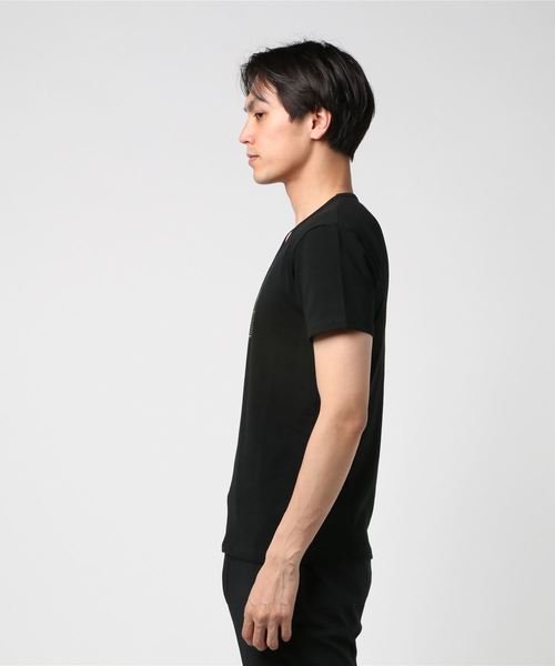 おしゃれスタ（オシャレスタ）の「ラインストーンデザインVネック半袖Tシャツ(SS)（Tシャツ/カットソー・メンズ・ホワイト/ブラック/ホワイト系その他/ブラック系その他・M/L）」の6枚目の写真