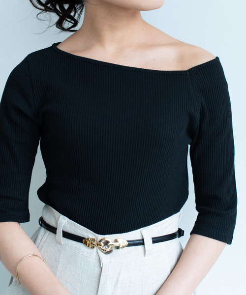 Aunt Marie's（アントマリーズ）の「AUNT MARIE'S テレコリブワンショルTOPS（Tシャツ/カットソー・レディース・ブラック/ベージュ/アイボリー・FREE）」の2枚目の写真