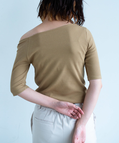 Aunt Marie's（アントマリーズ）の「AUNT MARIE'S テレコリブワンショルTOPS（Tシャツ/カットソー・レディース・ブラック/ベージュ/アイボリー・FREE）」の12枚目の写真