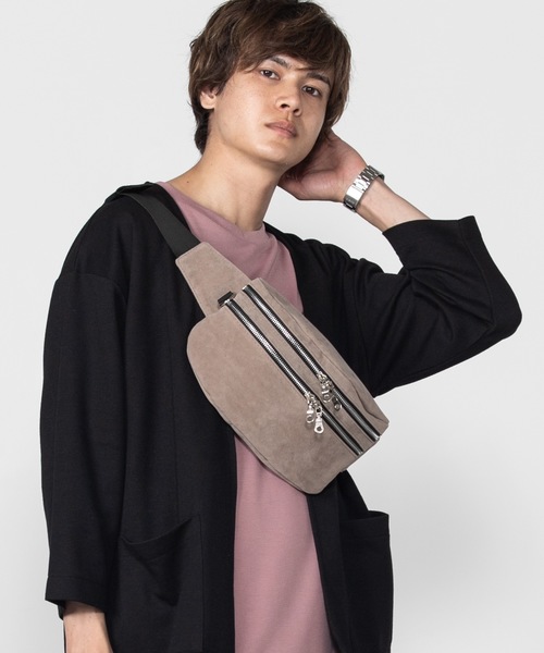 WEGO（ウィゴー）の「WEGO/シンセティックレザーWジップボックスウエストバッグ（ボディバッグ/ウエストポーチ・メンズ・ベージュ/グレー/ブラック/その他1/ブラック系その他・FREE）」の3枚目の写真