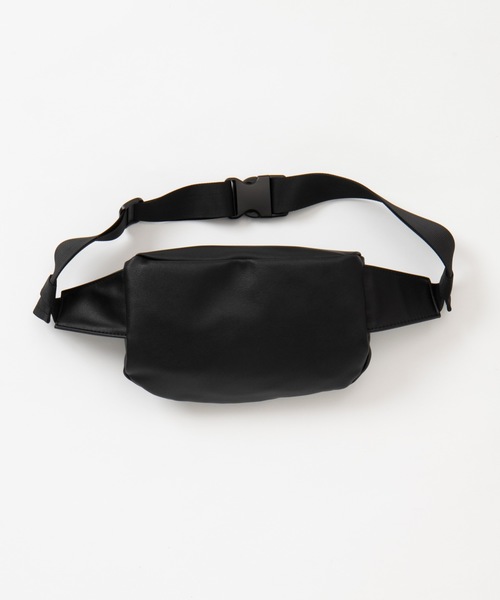 WEGO（ウィゴー）の「WEGO/シンセティックレザーWジップボックスウエストバッグ（ボディバッグ/ウエストポーチ・メンズ・ベージュ/グレー/ブラック/その他1/ブラック系その他・FREE）」の10枚目の写真