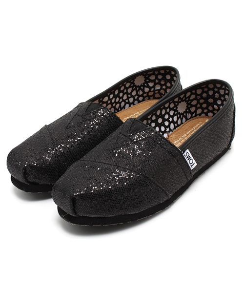 TOMS(トムス)の「トムス ウィメンズ クラシック グリッター ラメ スリッポン TOMS W CLSC Glitters(スニーカー・レディース・シルバー/ブラック・23cm/24.5cm/24cm/23.5cm/22cm/22.5cm)」の1枚目の写真