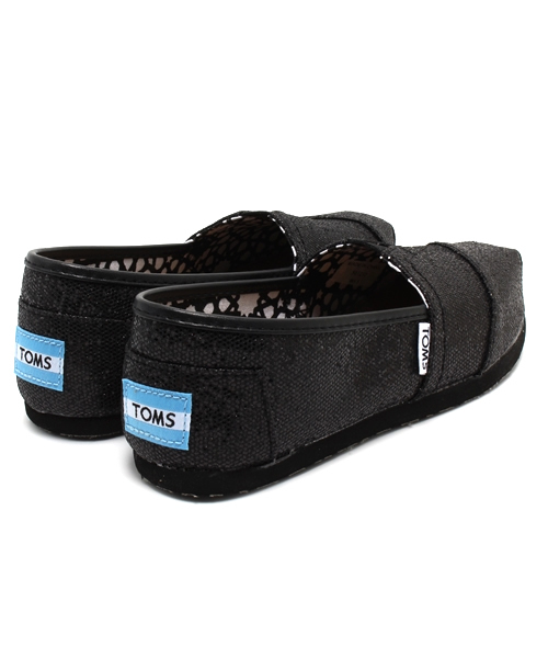 TOMS(トムス)の「トムス ウィメンズ クラシック グリッター ラメ スリッポン TOMS W CLSC Glitters(スニーカー・レディース・シルバー/ブラック・23cm/24.5cm/24cm/23.5cm/22cm/22.5cm)」の5枚目の写真