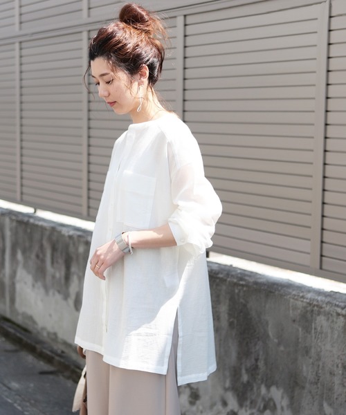 reca(レカ)の「バンドカラーシアーシャツ(シャツ/ブラウス・レディース・ベージュ/ホワイト/オリーブ・M)」の2枚目の写真