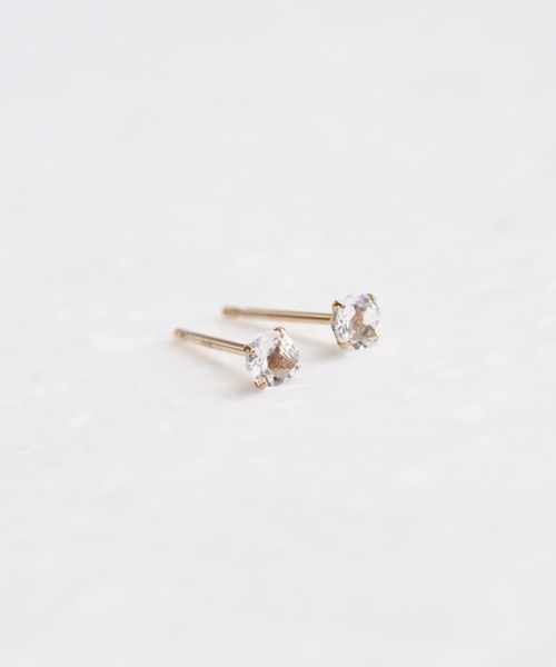 sowi(ソーイ)の「K10 誕生石 天然石 スタッド ピアス 全8種類(ピアス(両耳用)・レディース・ホワイト/ライトブルー/パープル/オフホワイト/イエロー/ブルー/ライトグリーン/ワインレッド・フリ-)」の21枚目の写真