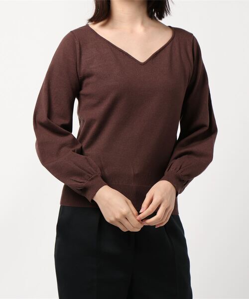 dazzlin（ダズリン）の「ハートネックボリュームスリーブトップス（ニット/セーター・レディース・ブラック/パープル/ブラウン/オフホワイト/モカ・FREE）」の8枚目の写真