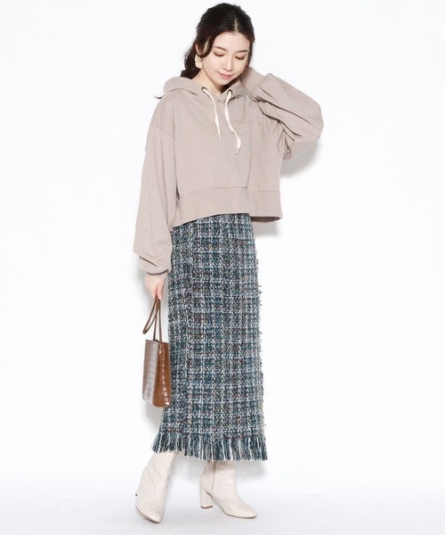 archives（アルシーヴ）の「裏毛ショートプルオーバー（パーカー・レディース・ブラウン/ベージュ/ブルー/アイボリー・MEDIUM）」の13枚目の写真