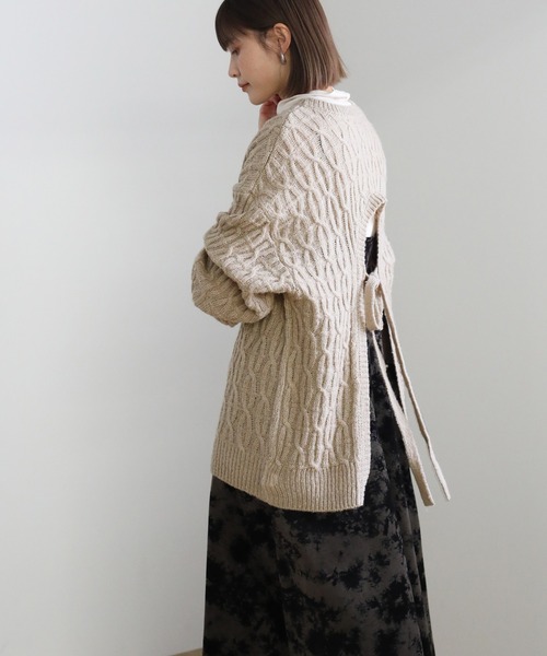 select MOCA(セレクトモカ)の「ケーブル編みループバックリボンニット(ニット/セーター・レディース・ホワイト/ベージュ/ブルー・FREE)」の20枚目の写真