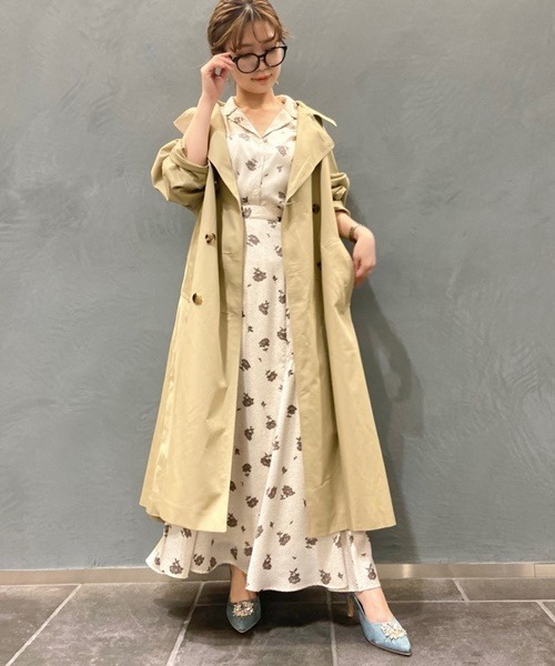 LILY BROWN（リリーブラウン）の「ドットフラワー開襟シャツ