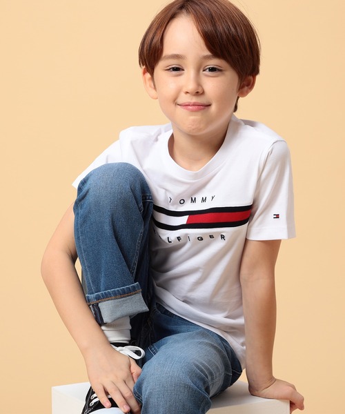 TOMMY HILFIGER（トミーヒルフィガー）の「【90~170㎝展開】フラッグロゴＴシャツ（Tシャツ/カットソー・キッズ・ホワイト/ネイビー/レッド/ブルー/グレー/グレー系その他/イエロー/ライトグリーン/ブルー系その他・110cm/100cm/120cm/130cm/140cm/150cm/160cm/170cm/90cm/160-165cm）」の13枚目の写真