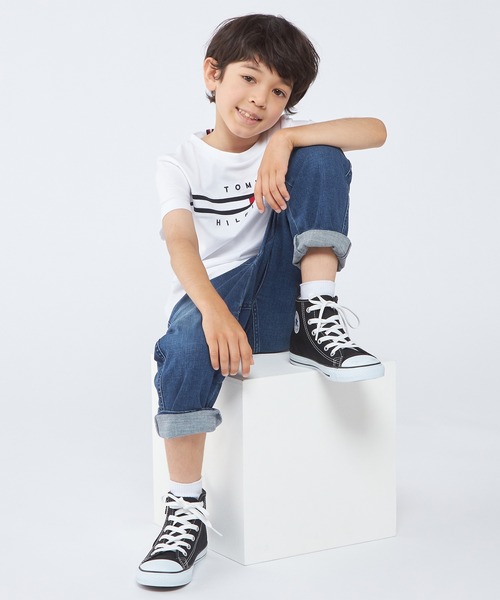 TOMMY HILFIGER（トミーヒルフィガー）の「【90~170㎝展開】フラッグロゴＴシャツ（Tシャツ/カットソー・キッズ・ホワイト/ネイビー/レッド/ブルー/グレー/グレー系その他/イエロー/ライトグリーン/ブルー系その他・110cm/100cm/120cm/130cm/140cm/150cm/160cm/170cm/90cm/160-165cm）」の22枚目の写真