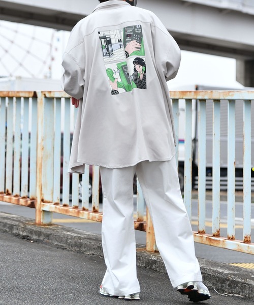 Perushu(ペルーシュ)の「バックプリントオーバーシャツ(シャツ/ブラウス・メンズ・ブラック/グレイッシュベージュ/ダークブルー・MEDIUM/LARGE)」の16枚目の写真