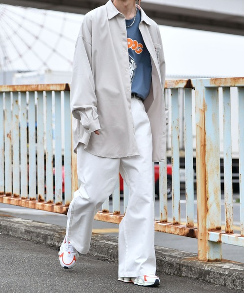 Perushu(ペルーシュ)の「バックプリントオーバーシャツ(シャツ/ブラウス・メンズ・ブラック/グレイッシュベージュ/ダークブルー・MEDIUM/LARGE)」の19枚目の写真