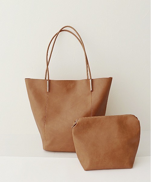 Ambre Neige(アンブルネージュ)の「【ポーチ付き】エコレザーセットトートバック/WEB/EC限定商品(トートバッグ・レディース・ライトブラウン/アイボリー/ダークブラウン/マスタード/ベージュ/ブラック・FREE)」の4枚目の写真