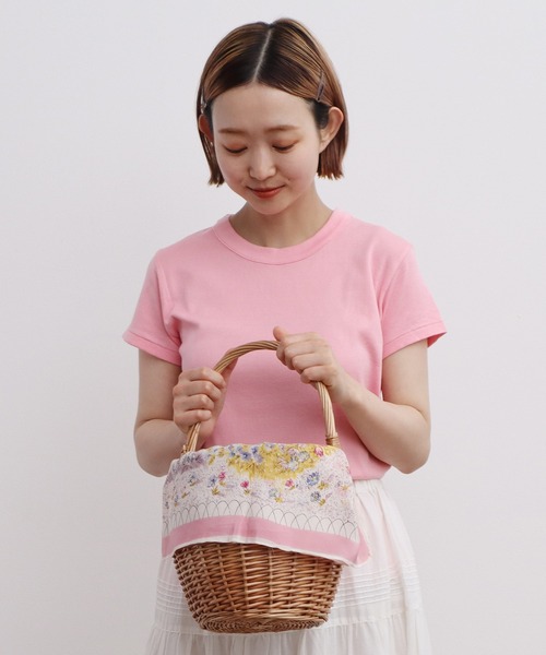 CHILD WOMAN（チャイルドウーマン）の「連シルフライスクルーネック半袖プルオーバー（Tシャツ/カットソー・レディース・ホワイト/ブラック/ブラウン/レッド/サックスブルー/ピンク/ブルー/その他/キナリ・FREE）」の7枚目の写真