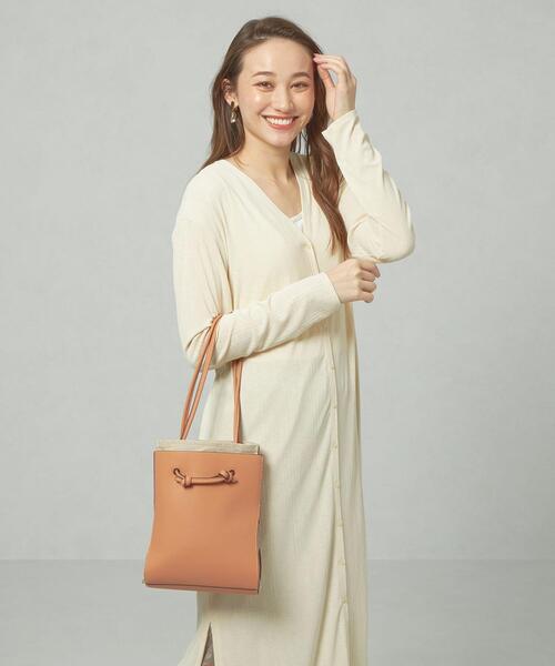 THE STATION STORE(ザ ステーション ストア)の「<casselini> レイヤー ミニ ショルダーバッグ(ショルダーバッグ・レディース・ブラック/ベージュ・FREE)」の13枚目の写真