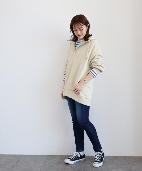 AMERICAN HOLIC(アメリカンホリック)の「サイドスリットオーバーカットチュニック(Tシャツ/カットソー・レディース・ネイビー/ピンク/ブルー/グリーン/オフホワイト・MEDIUM/LARGE)」の10枚目の写真