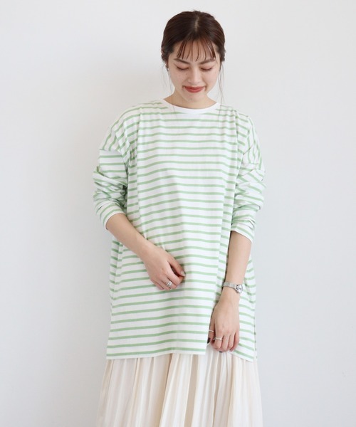 AMERICAN HOLIC(アメリカンホリック)の「サイドスリットオーバーカットチュニック(Tシャツ/カットソー・レディース・ネイビー/ピンク/ブルー/グリーン/オフホワイト・MEDIUM/LARGE)」の16枚目の写真