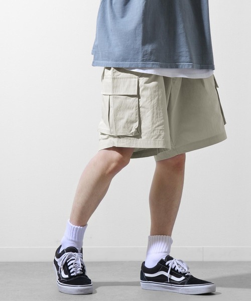 ZIP FIVE（ジップファイブ）の「ウェザークロス素材フラップポケットカーゴショートパンツ（カーゴパンツ・メンズ・オフホワイト/カーキ/ブラック・LARGE/MEDIUM）」の7枚目の写真