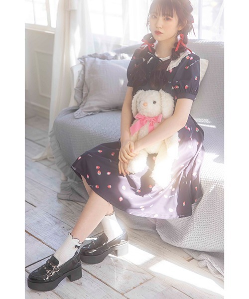 Melteen（メルティーン）の「【Melteen】 いちご柄ワンピース