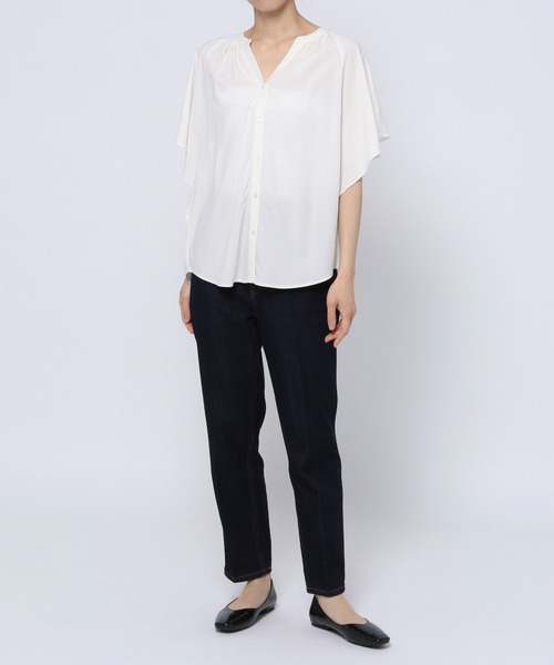 GLOBAL WORK（グローバルワーク）の「サラサラリラックスブラウス半袖/933970（シャツ/ブラウス・レディース・カーキ/サックスブルー/アイボリー/ダークブルー/ホワイト系その他2/オレンジ系その他3/ライトイエロー/グリーン/ラベンダー・SMALL/MEDIUM/LARGE）」の17枚目の写真