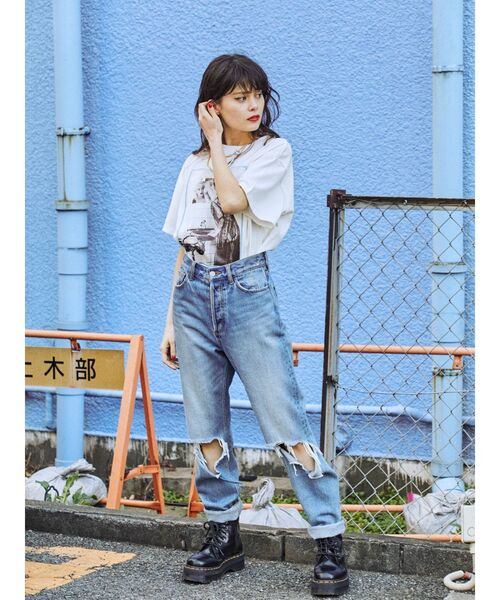 jouetie(ジュエティ)の「KevinCummins フォト BIG Tシャツ(Tシャツ/カットソー・レディース・ブラック/オフホワイト/ピンク・MEDIUM)」の9枚目の写真