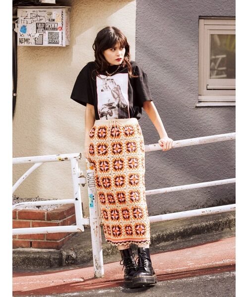 jouetie(ジュエティ)の「KevinCummins フォト BIG Tシャツ(Tシャツ/カットソー・レディース・ブラック/オフホワイト/ピンク・MEDIUM)」の10枚目の写真