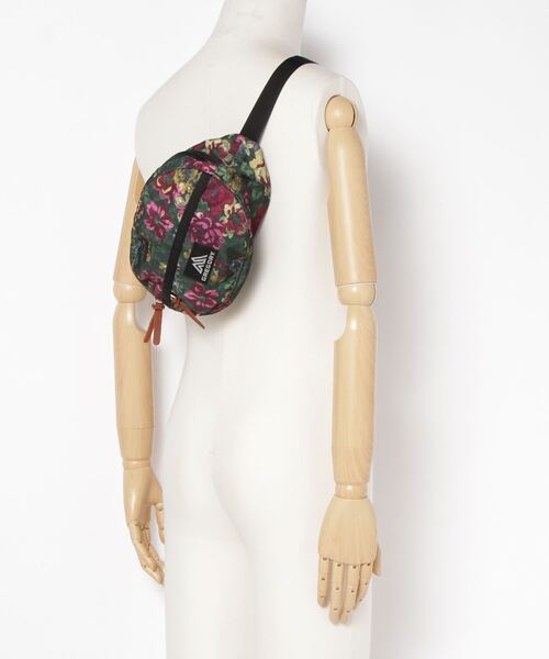 GREGORY（グレゴリー）の「TEENY TAILMATE / ティーニーテールメイト / ガーデンタペストリー（ボディバッグ/ウエストポーチ・メンズ・レッド系その他・FREE）」の6枚目の写真