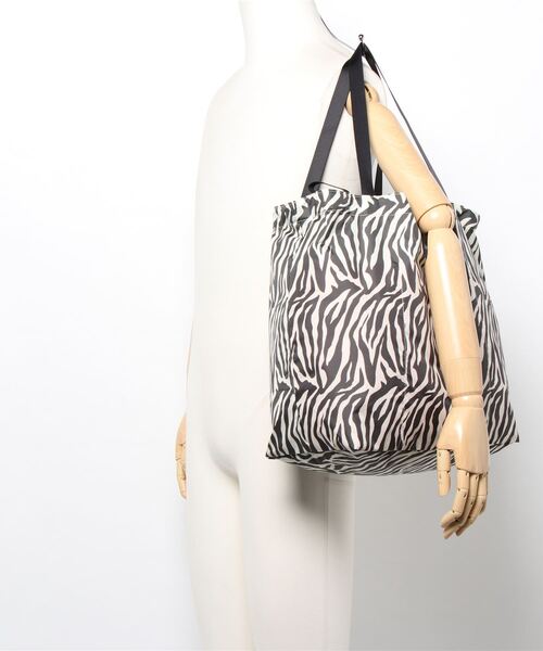 BAGSINPROGRESS（バッグズインプログレス）の「【BAGS IN PROGRESS】 PACKABLE LARGE TOTE：トートバッグ（トートバッグ・レディース・ホワイト・FREE）」の13枚目の写真