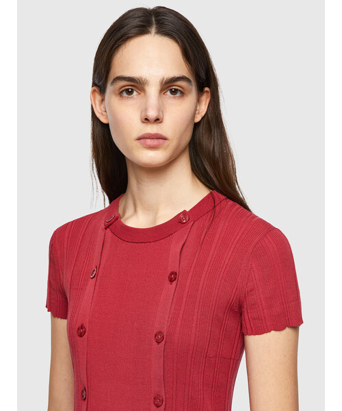 DIESEL（ディーゼル）の「レディース 半袖 ニット ボタンディテール クルーネック（ニット/セーター・レディース・ブラック/カーキ/レッド・SMALL/MEDIUM/LARGE）」の5枚目の写真