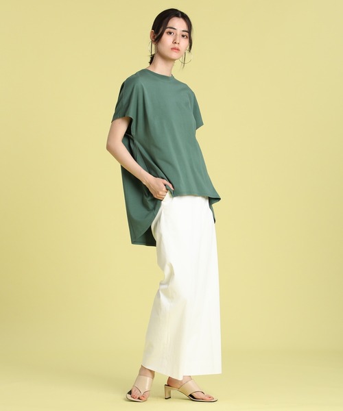 INED（イネド）の「ラウンドヘムカットソー（Tシャツ/カットソー・レディース・チャコールグレー/オフホワイト/カーキ/サックスブルー/ライトグリーン・9号）」の19枚目の写真