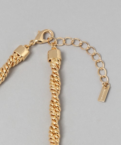 JEANASIS(ジーナシス)の「ネジリロングネックレス/951695(ネックレス・レディース・シルバー/ゴールド・FREE)」の4枚目の写真