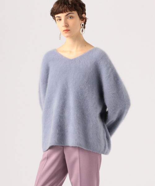 TOMORROWLAND （トゥモローランド）の「フラッフィーヤーン Vネックプルオーバー（ニット/セーター・レディース・ホワイト/ブラック/レッド/グリーン/ブルー・S）」の4枚目の写真