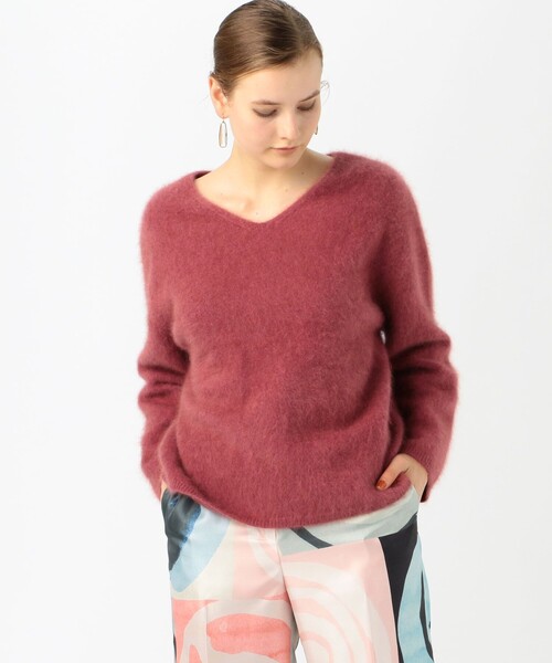 TOMORROWLAND （トゥモローランド）の「フラッフィーヤーン Vネックプルオーバー（ニット/セーター・レディース・ホワイト/ブラック/レッド/グリーン/ブルー・S）」の11枚目の写真